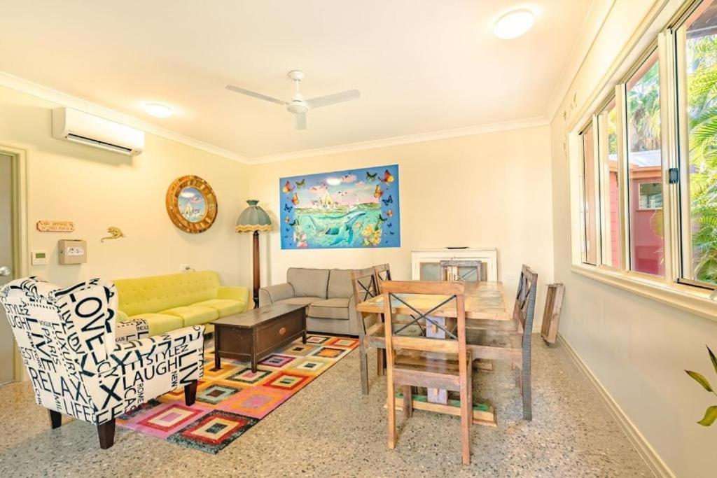 Хостел Travellers Oasis Кэрнс Экстерьер фото